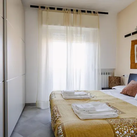 Italian Experience-suite Artemare Apartment *